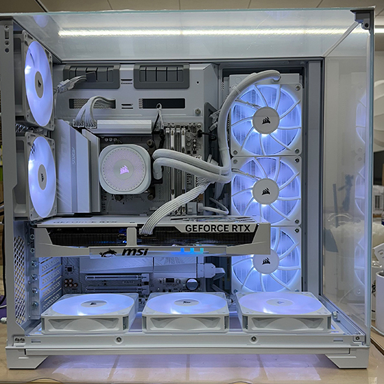 너만을 위한 PC AMD 라이젠9 9900X RTX5070 (32GB, M.2 1TB)