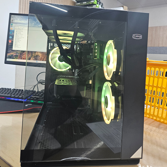 블랙 어항 PC 라이젠5 7500X3D RTX5060 Ti (16GB, M.2 500GB)