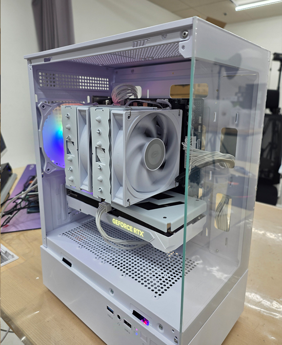 AMD 베스트 게이밍PC 라이젠5 7500F RTX5060 (16GB, M.2 500GB)