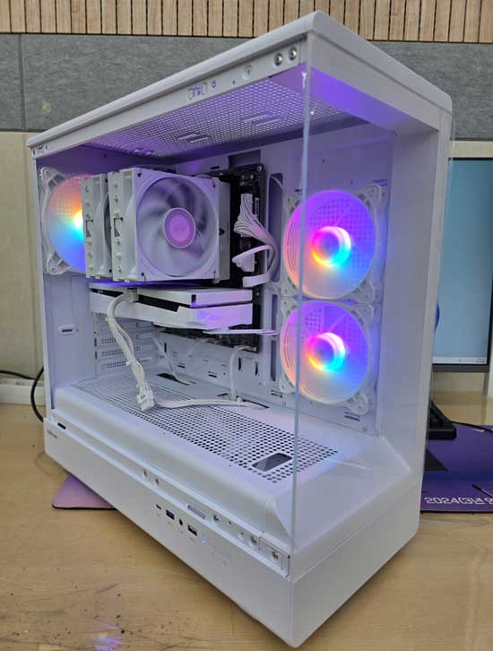 피씨스토어 인텔 게이밍PC 울트라5 245K RTX5060TI (16GB, M.2 500GB)