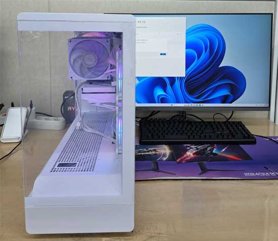 피씨스토어 인텔 게이밍PC 울트라5 245K RTX5060TI (16GB, M.2 500GB)