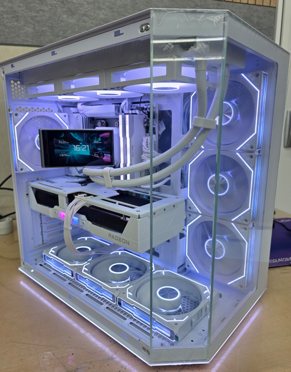 카카톡 상담 판매 (9800X3D/DDR532GB/RX9070XT/1TB)