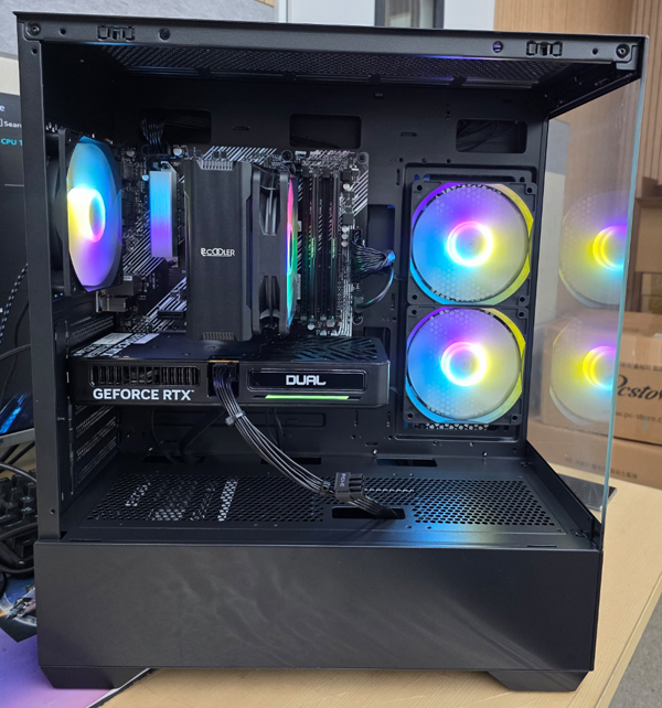AMD 5700X / DDR4 32GB / RTX5060 / M.2 500GB