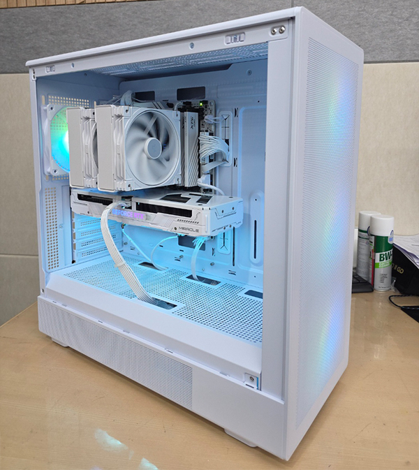 [상담판매] 인텔 울트라5 250K PLUS/DDR5 32GB/RTX5070/NVME 2TB